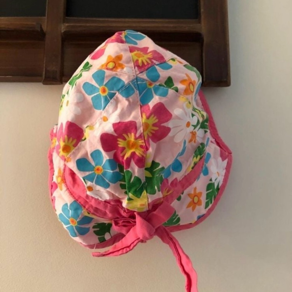 Girls Flower Sun Hat (Joe) -
Size 0-12 Months
